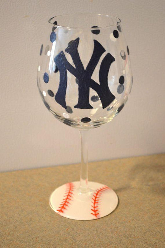 Hickory Point Wine Glass Painting Class (public class) - Brush Tips Art Studio